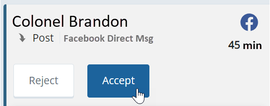 An inbound Facebook message. Shows the contact name, Facebook icon, queue time, and reject and accept buttons.